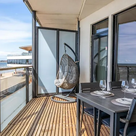 아파트 Superior Front Apt With Sauna & Balcony
